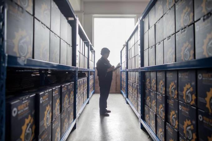 কমপ্যাক্ট মাল্টিফাংশনাল ময়স কর্ন থ্রেশার মেশিন বৈদ্যুতিক কর্ন শেলার 2